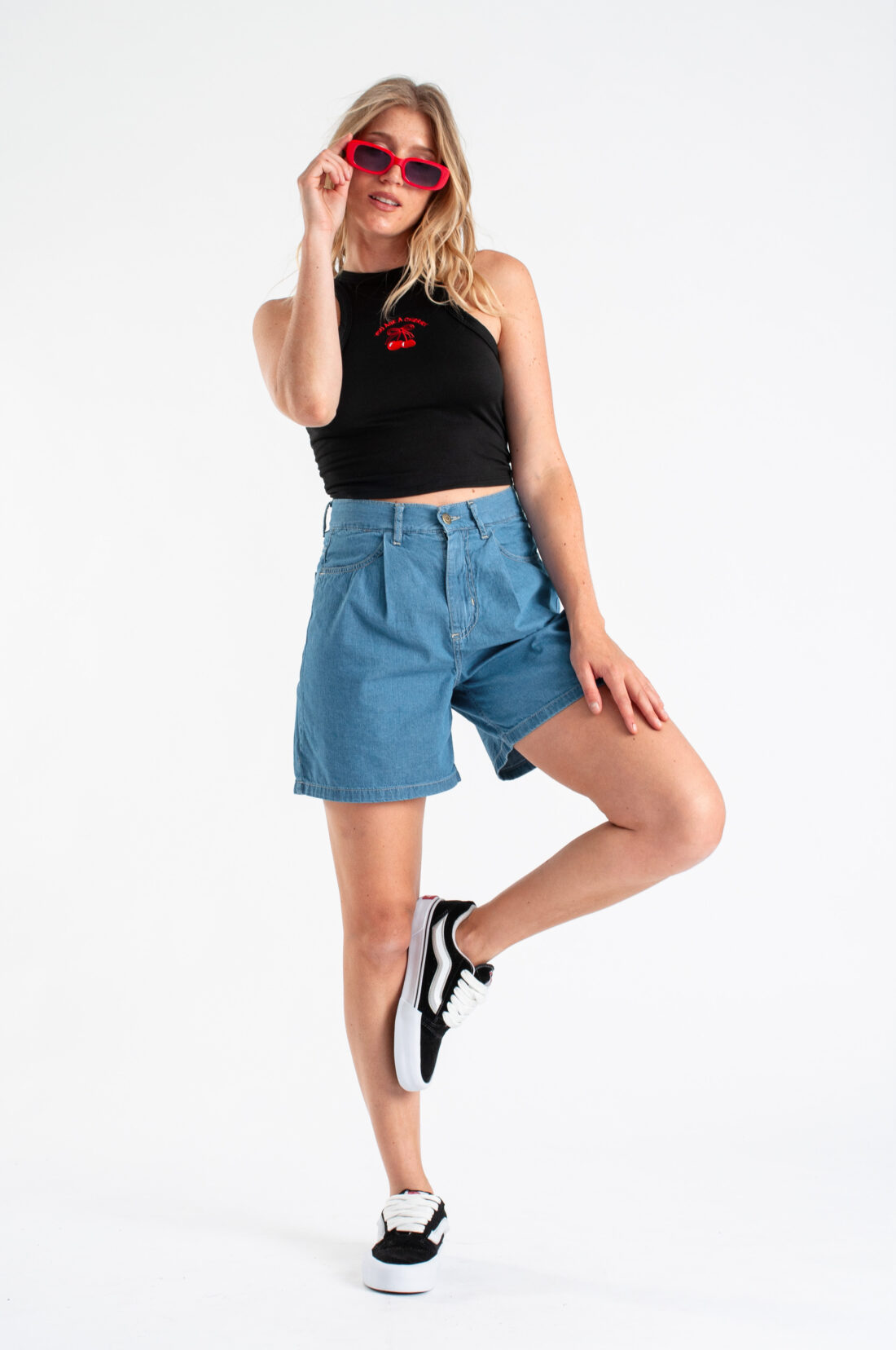 [12236] short celeste oscuro camisero rigido