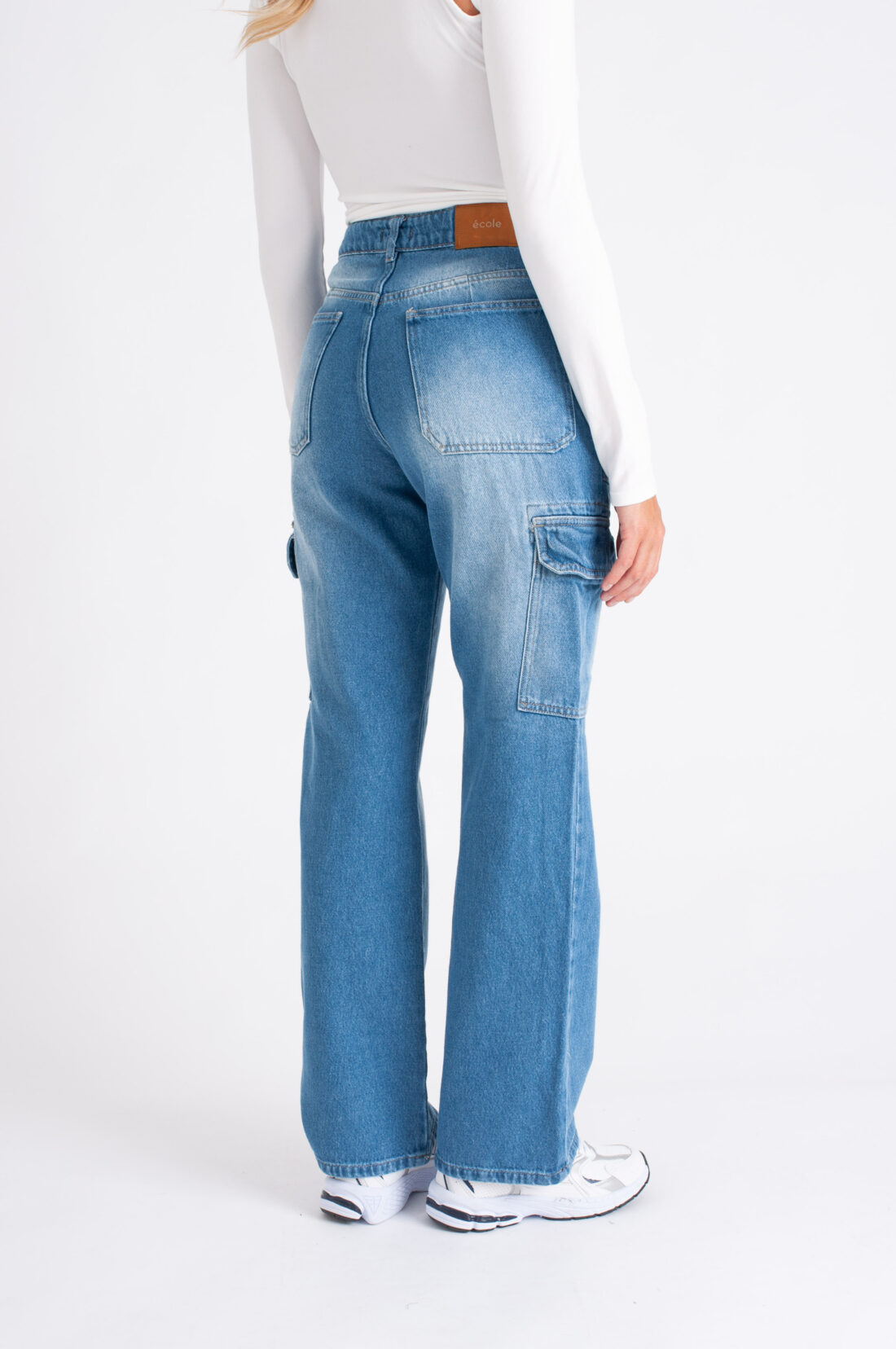 [11167] straight cargo blaque celeste localizado