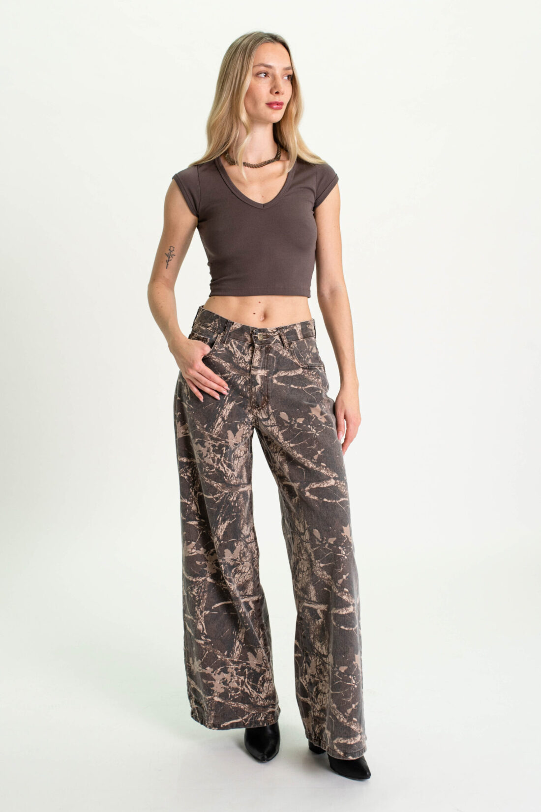 [11274] wideleg camuflado arbol