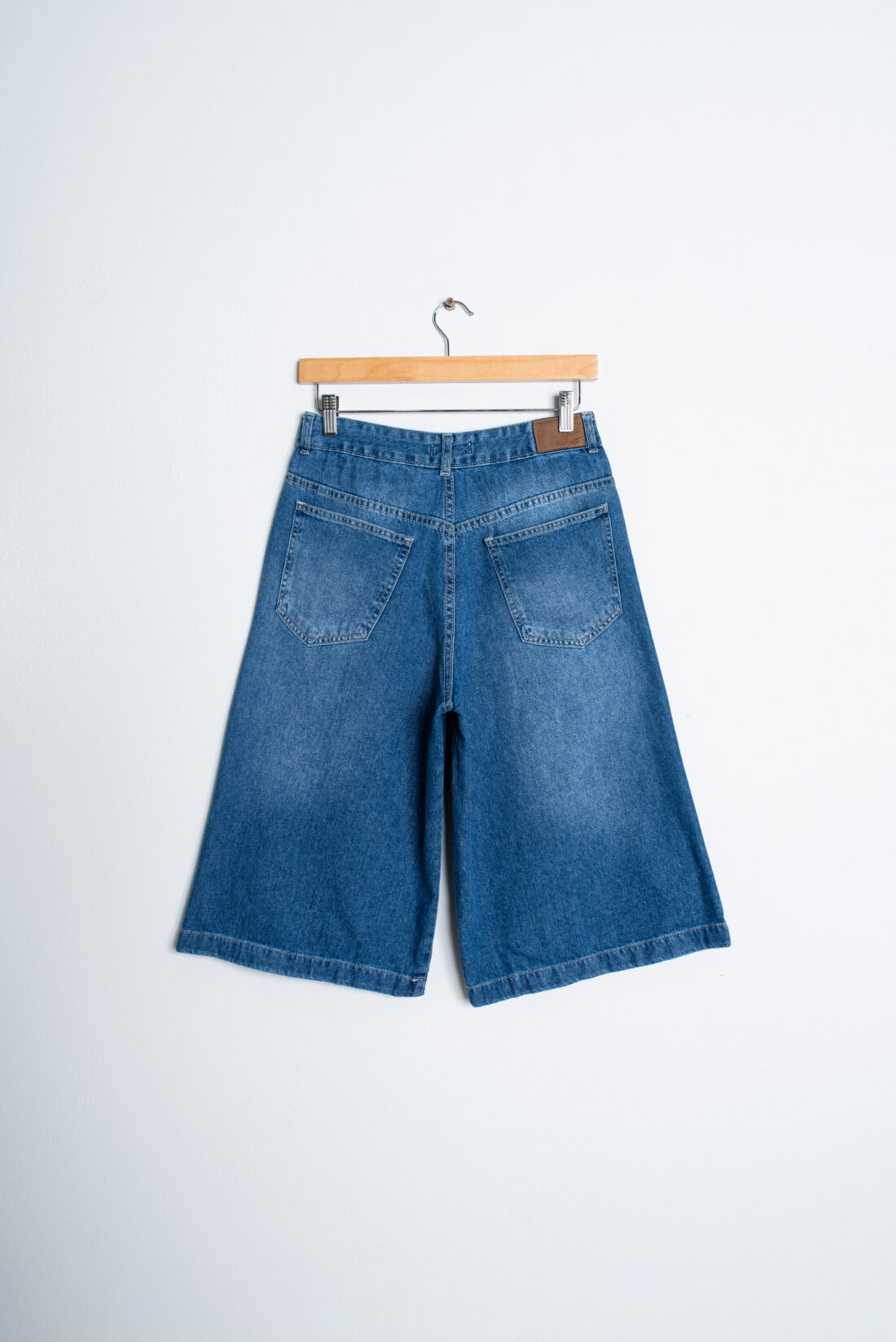 [12012] bermuda baggy azul localizada