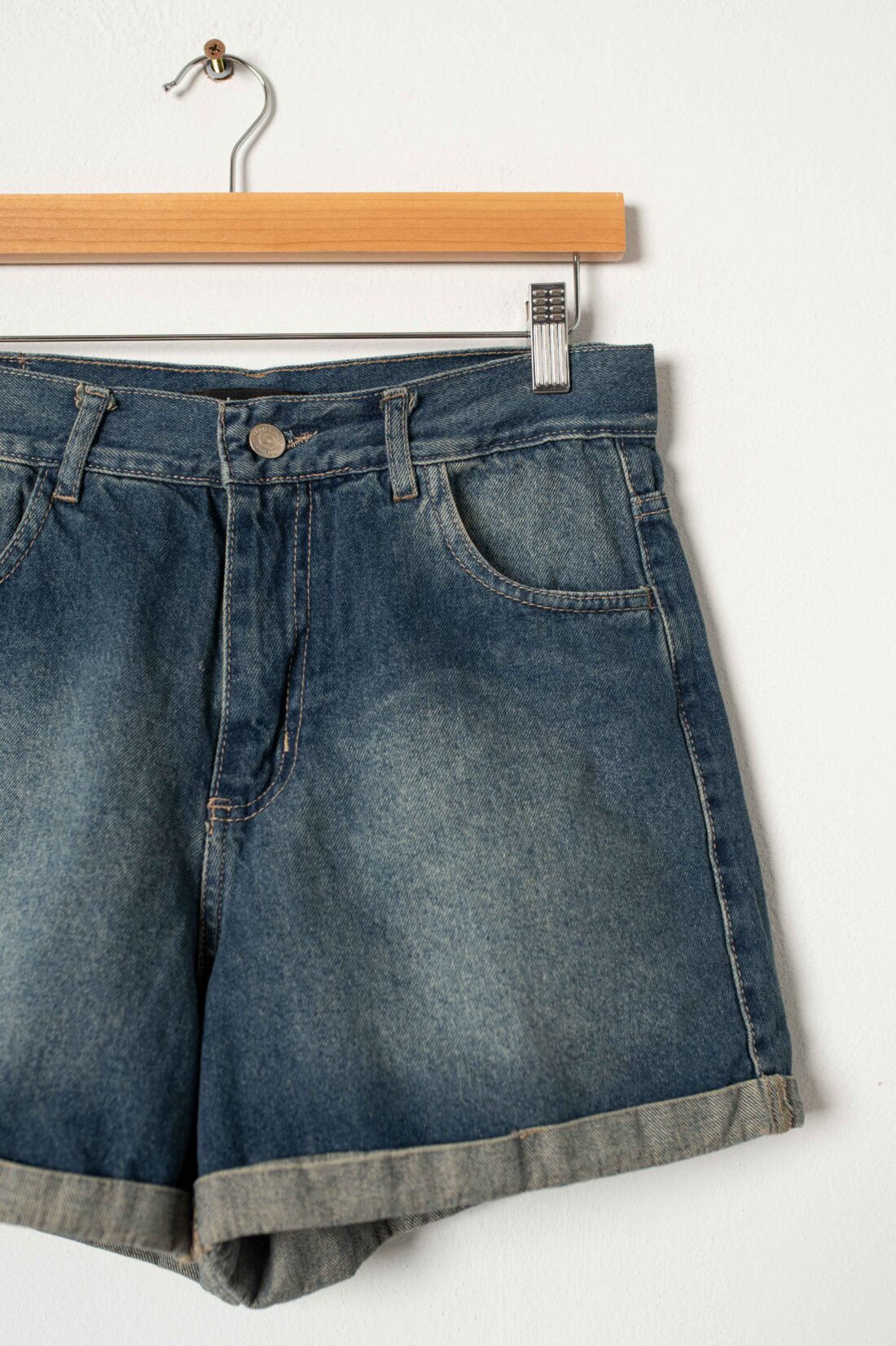 [12016] short mom oxido ruedo rígido