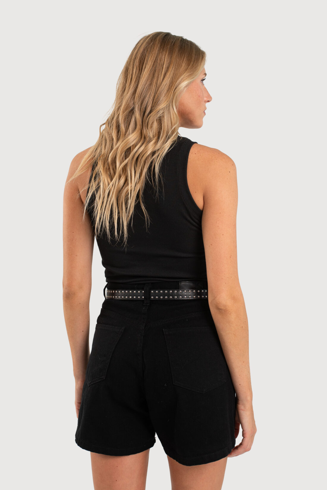 [12022] short negro mom rigido largo