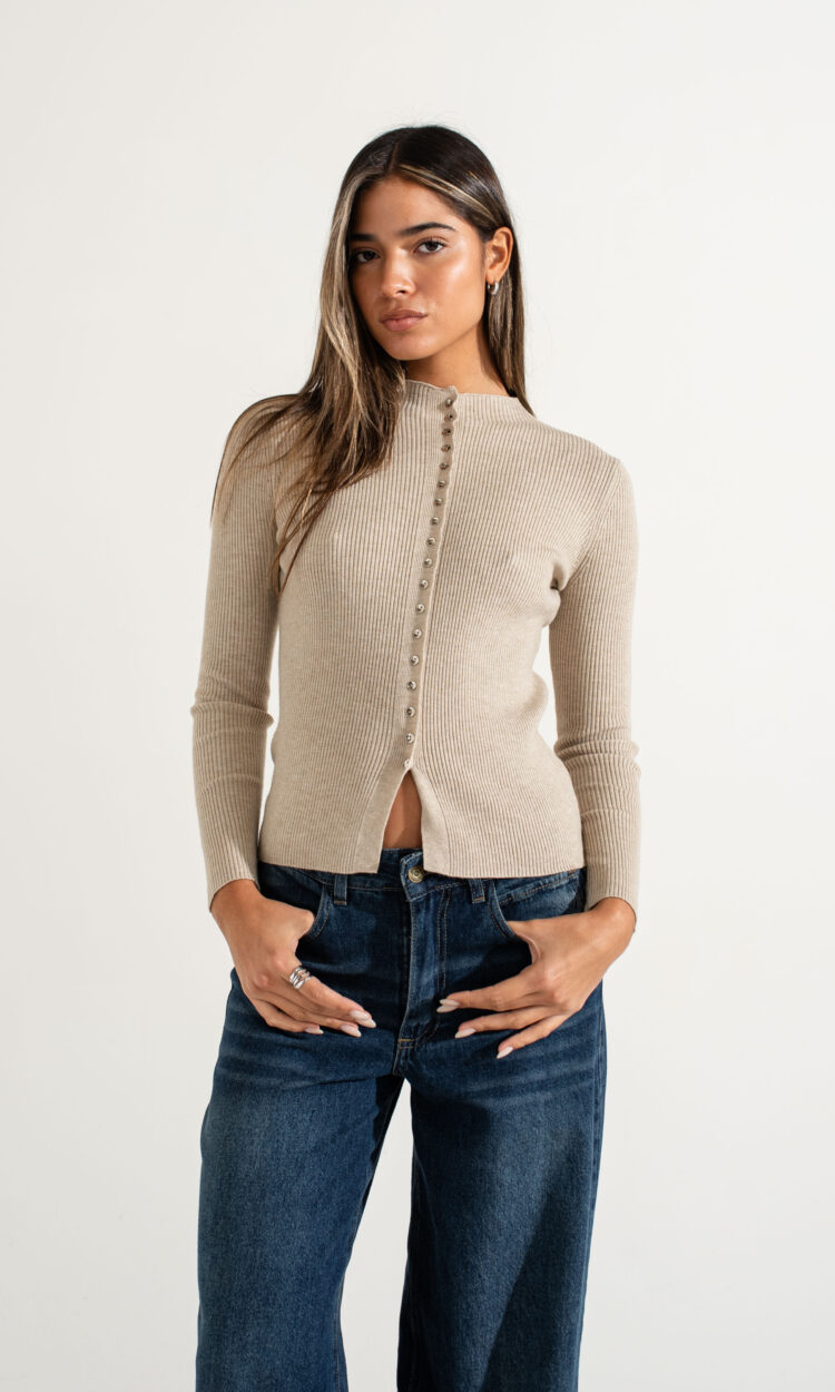 EC40 - SWEATER MULTIBOTONES