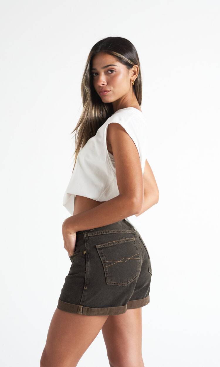 S4503-ES | SHORT DOBLADILLO MARRON CHOCOLATE