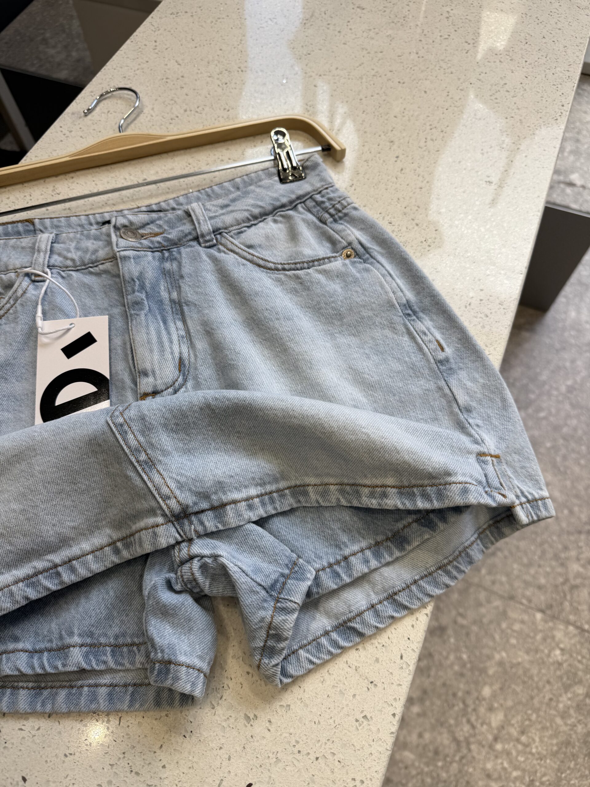 SHORT POLLERA CELESTE LIVIANA